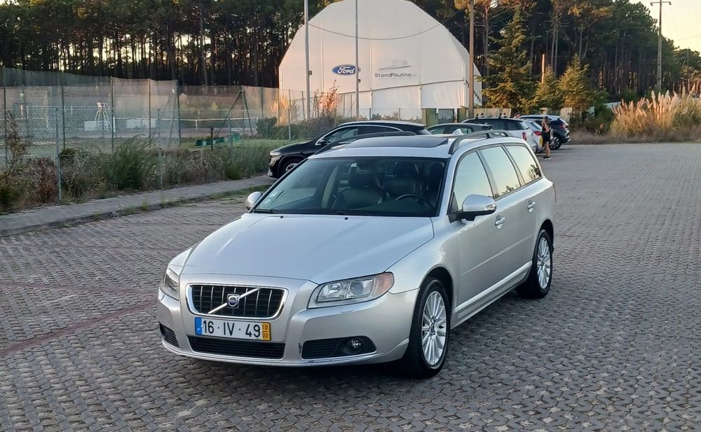 Volvo V70 2.4 D5 Momentum