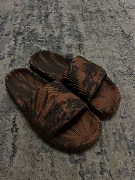 Тапочки Adidas 45/46