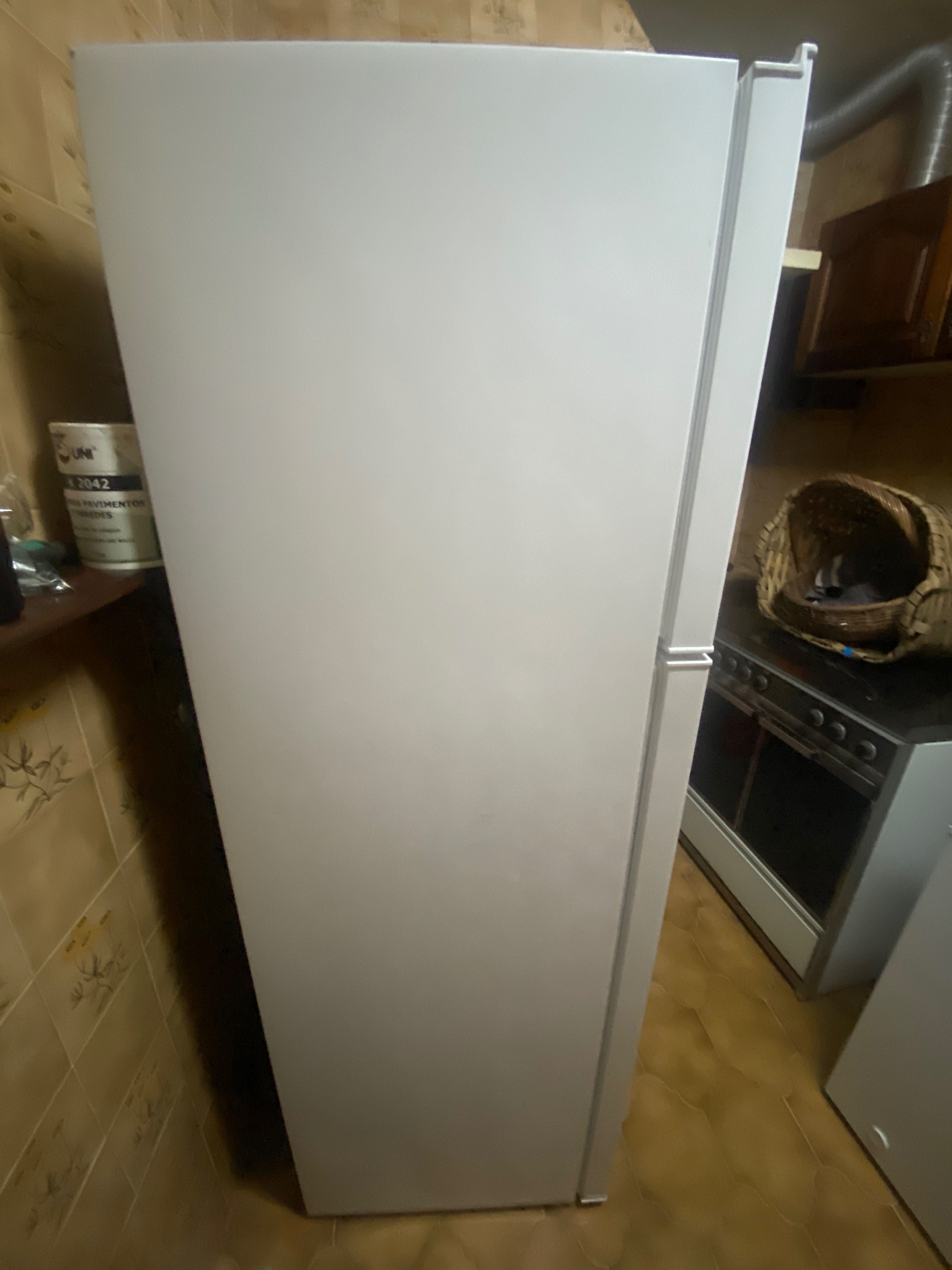 Frigorífico Hotpoint