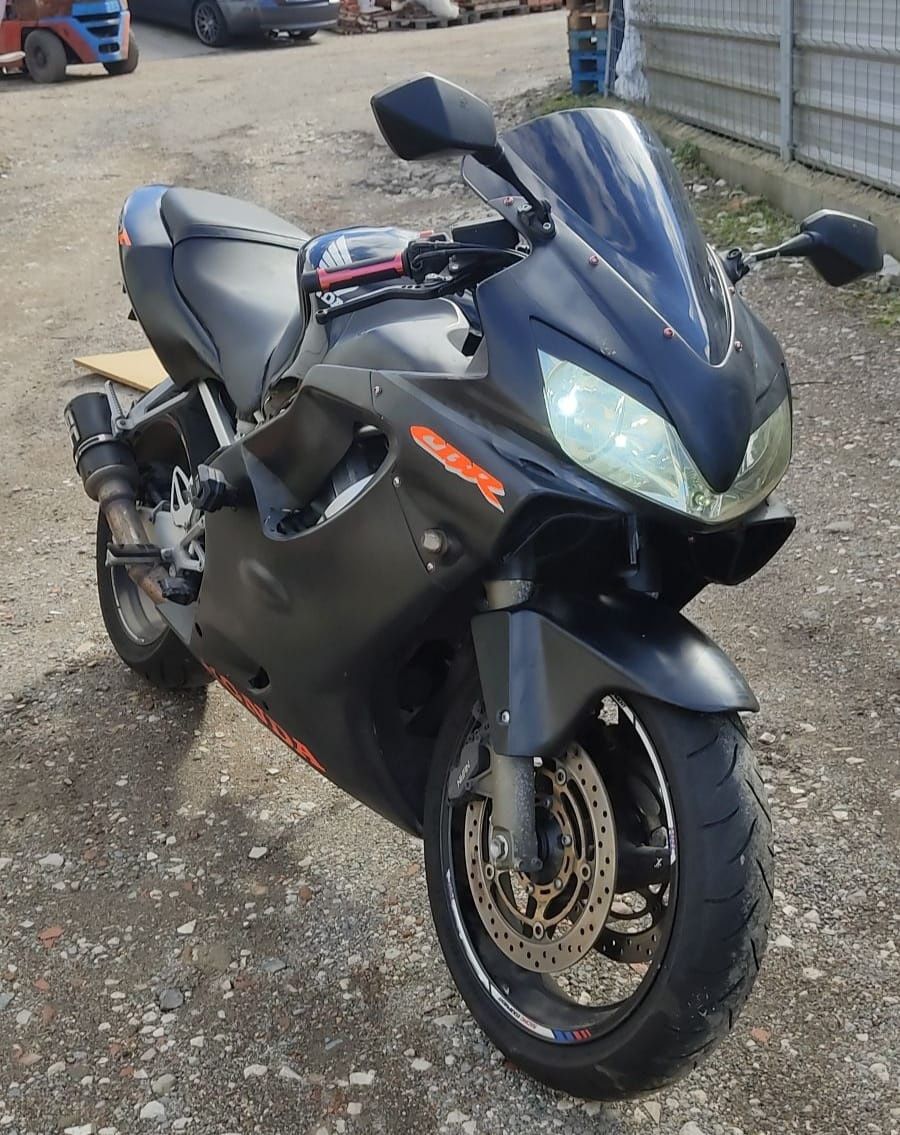 Moto cbr 600 ano 2004