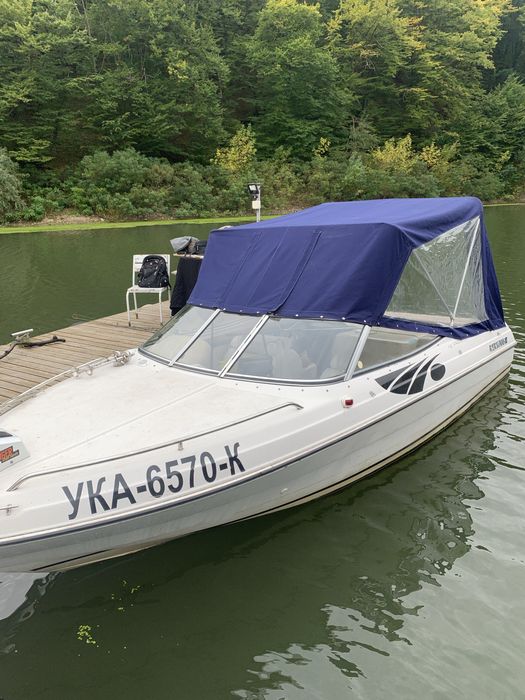 Каютний катер форвінд