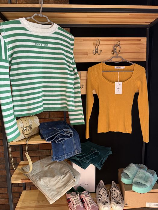 Тепла кофта Cher17 у смужку