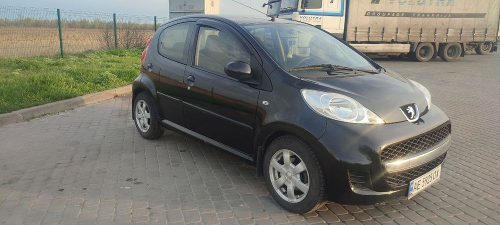 Peugeot 107 5 дверей