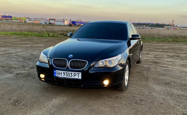 Продам Официал BMW  E60