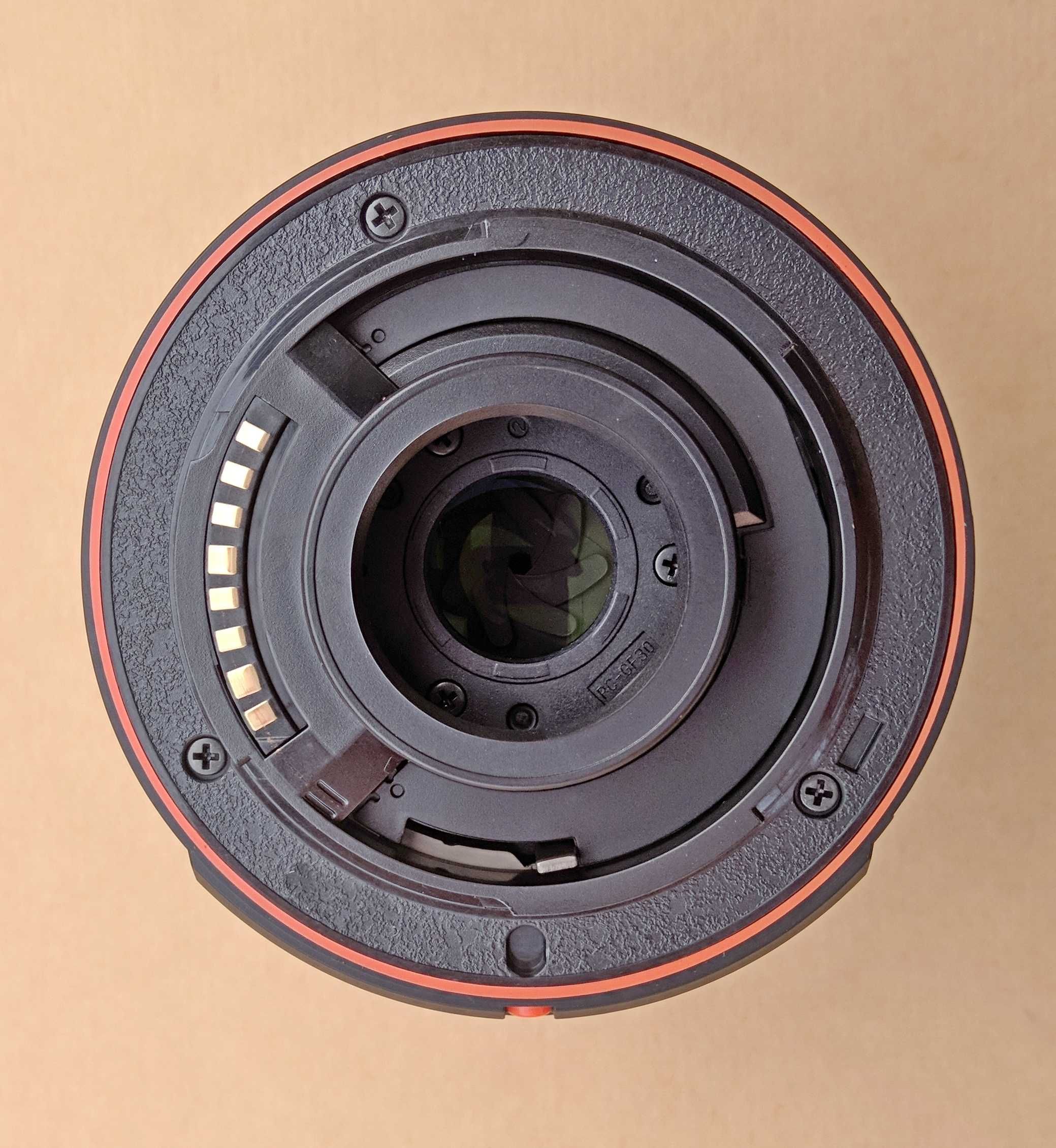 Фотооб'єктив Sony α 230 DT 18-55 mm f/3.5-5.6 (SAL-1855)