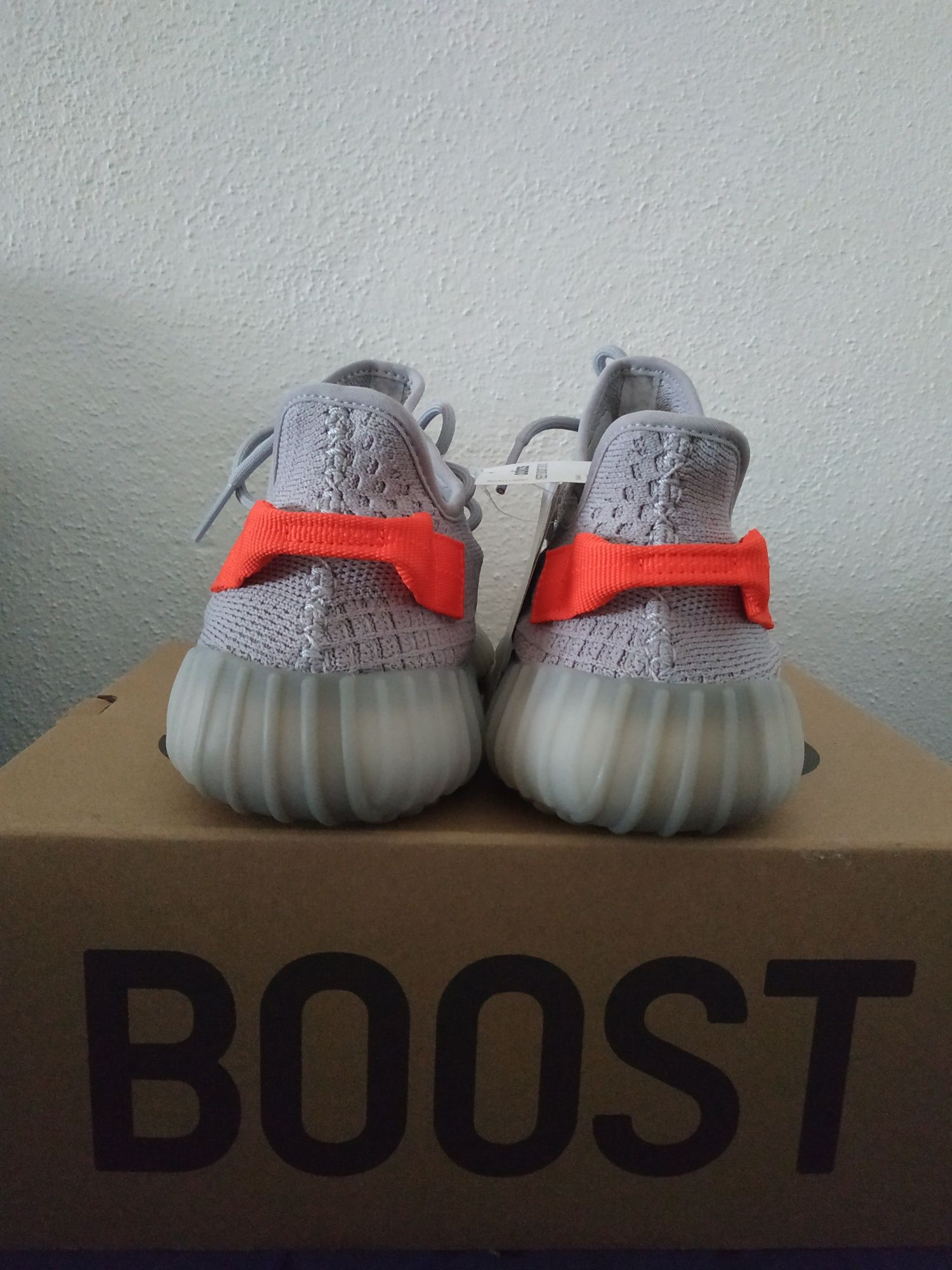 Yeezy tail light 350 v2