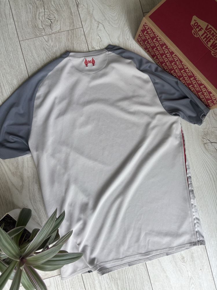 Koszulka Liverpool sezon 18/19 drip football