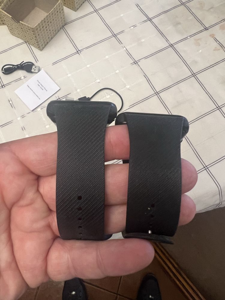 Smartwatch preto