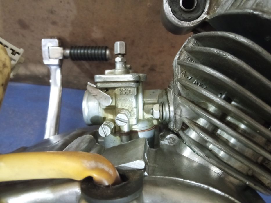 Продам двигун В50М на мопед Карпати Рига Верховина.