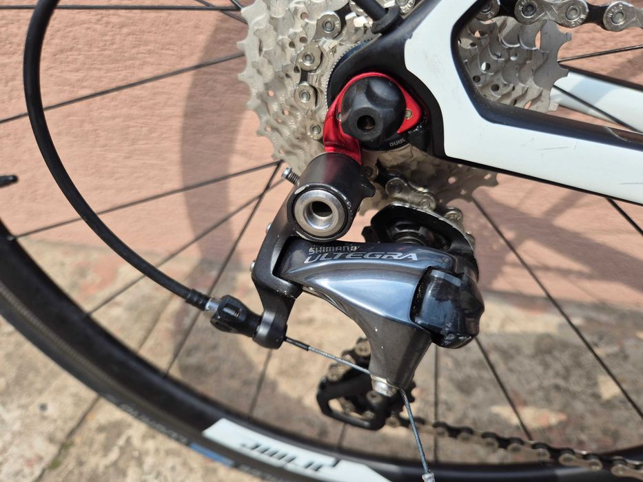 Rower szosowy full carbon, koła carbon Cube Attain, endurance