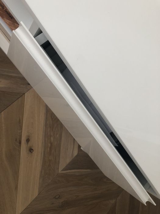 Komoda szafka biała lakierowana TV