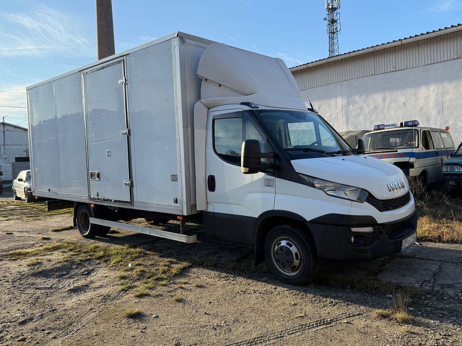 Iveco 50c15  Stan bardzo dobry, duży kontener otwierany bok pierwszy właściciel