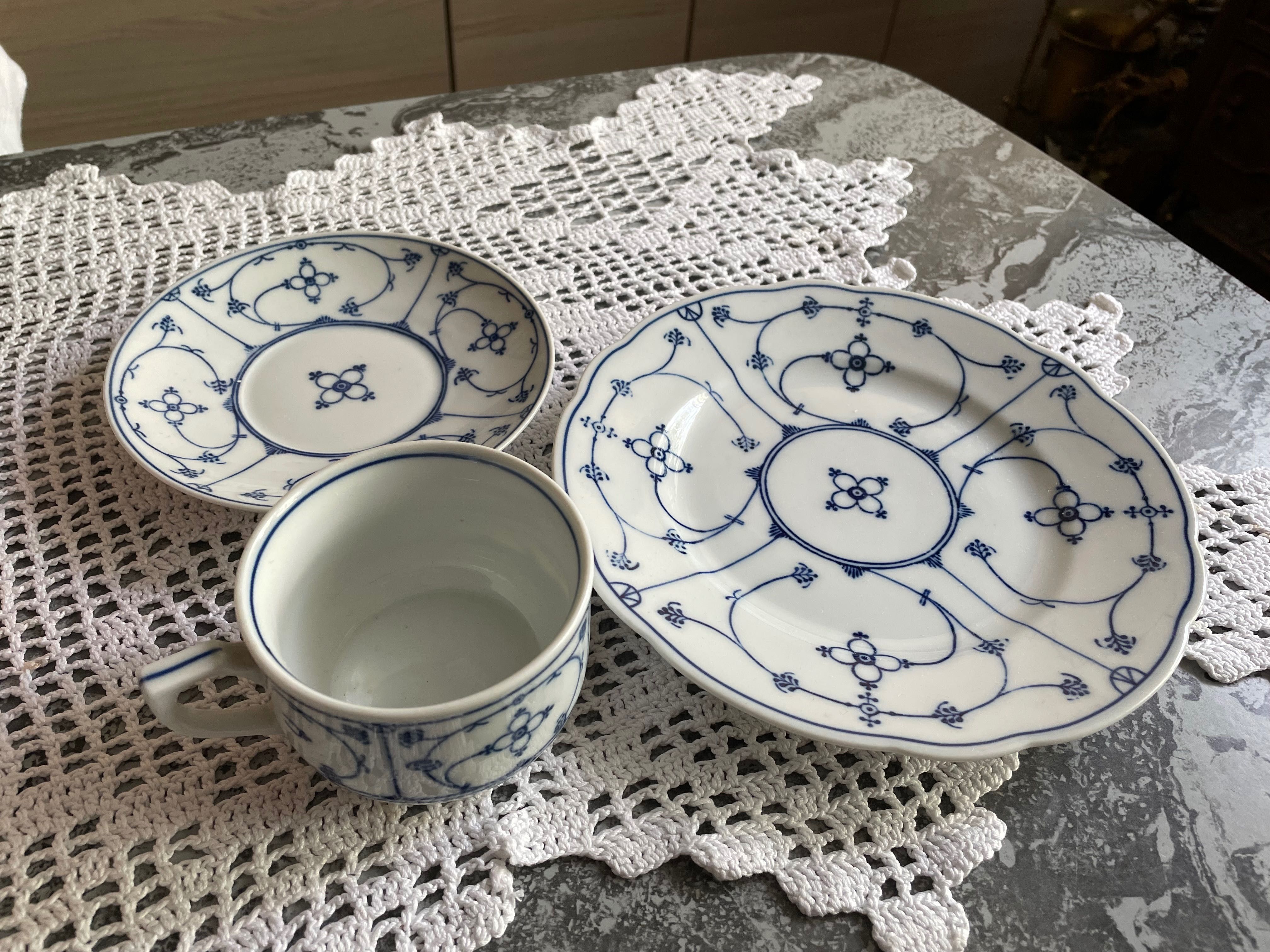 Piękne porcelanowe trio sygnowane C.T Altwasser