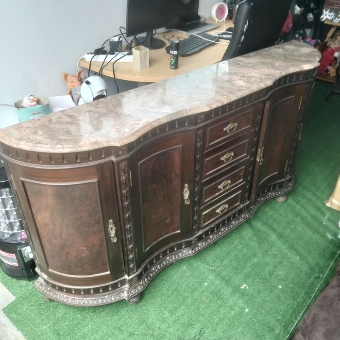 Aparador Antigo madeira e mármore.