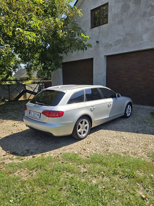 Продам AUDI A4B8 2.0D автомат