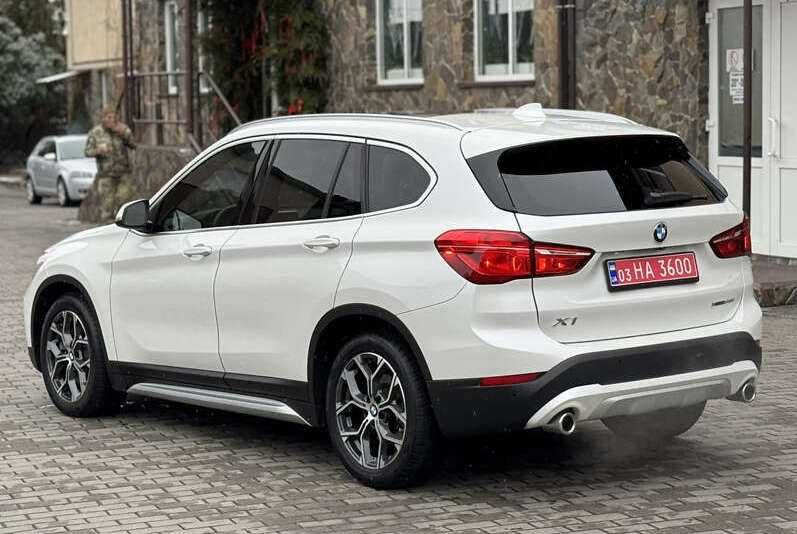 BMW X1 2021 G кузов