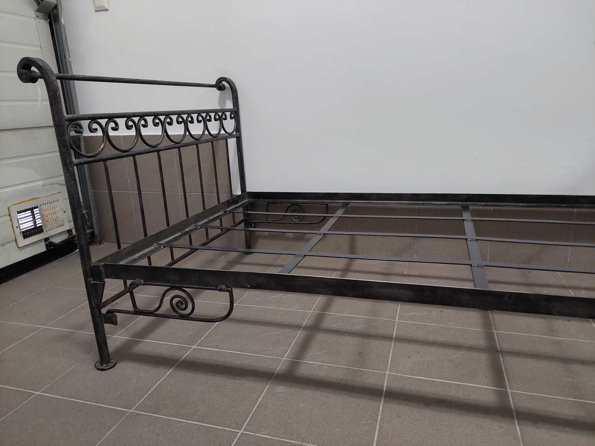 Łóżko metalowe 200x100 kute ręcznie