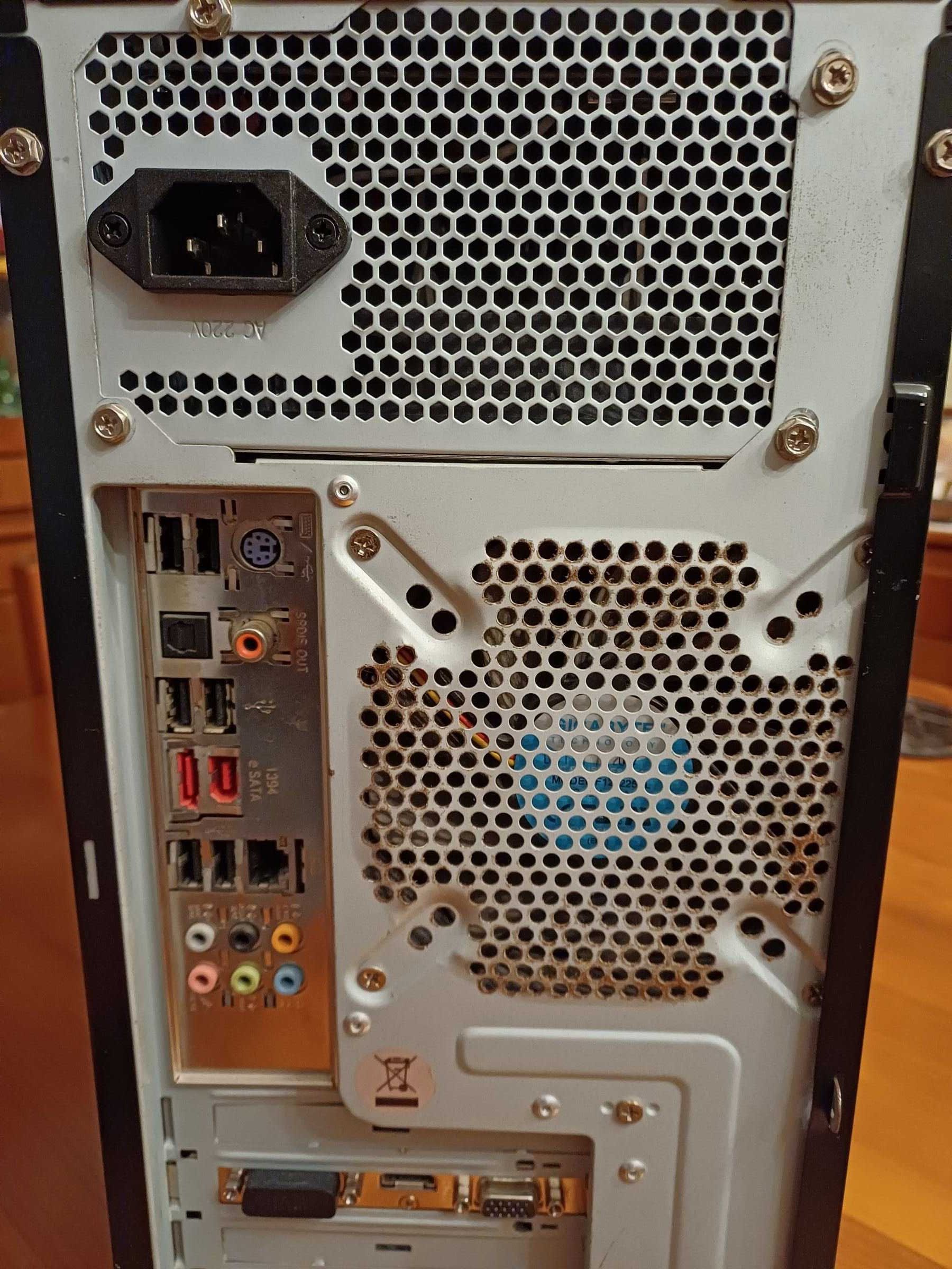 Desktop c/SSD 120Gb e Windows 10 64bits
