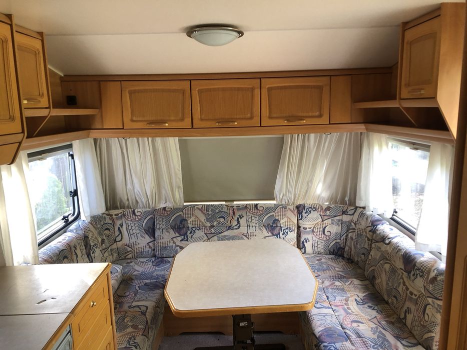 Przyczepa kenpingowa Knaus dmc 1300 z przedsionkiem