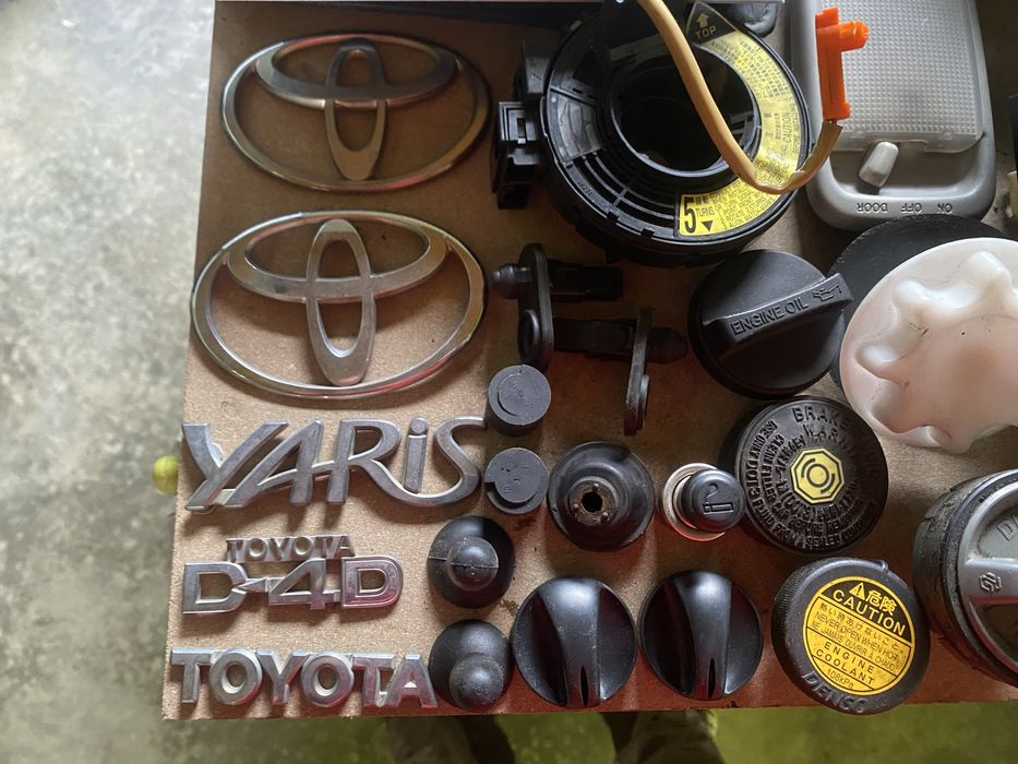 Peças Toyota Yaris D4D P1/Corolla Liftback E9/Corona RT84 etc..|USADO