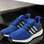 Оригінальні кросівки Adidas Ubounce DNA(Оригінал)40-25,5 і 47-30см.
