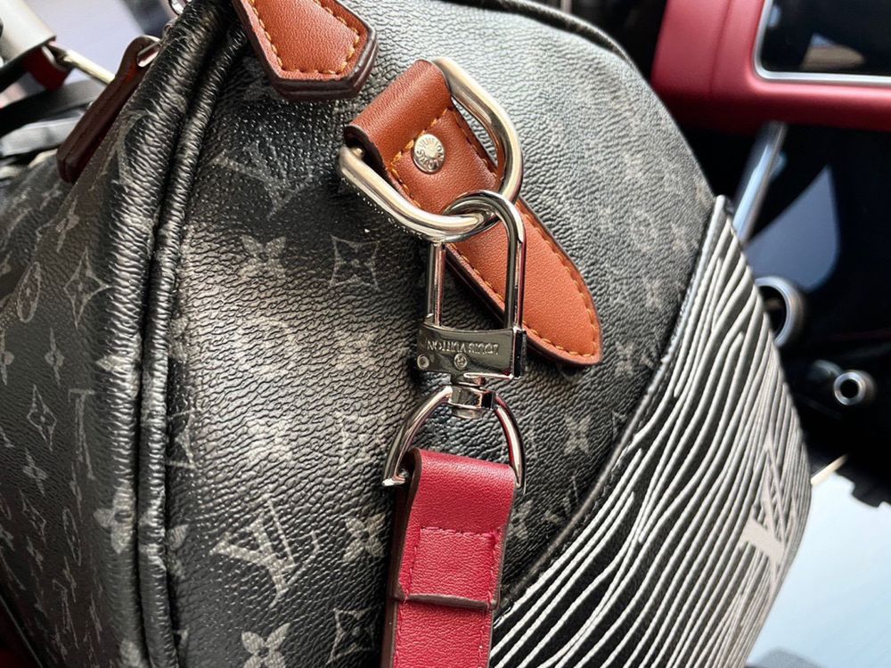 Louis Vuitton дорожня сумка. LV спортивна сумка