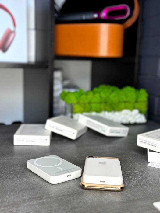 MagSafe Power Bank 3000 мАг — компактна зарядка завжди під рукою!