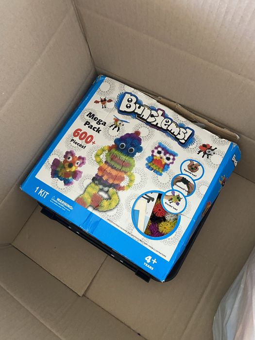 Коробка игрушек, конструктор