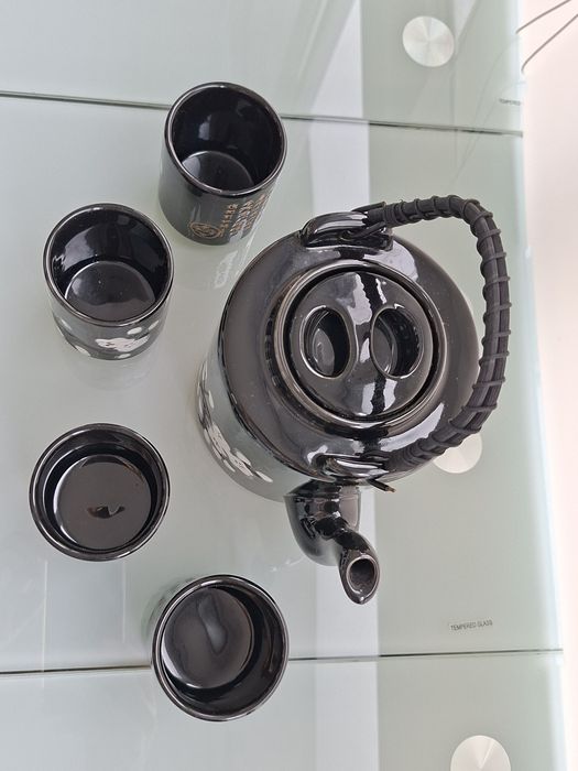 Conjunto chá Chinês bule e 4 copos loiça