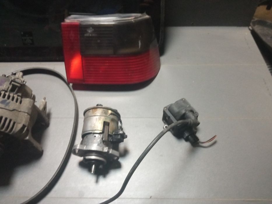 Seat Ibiza Cordoba 1.4 alternator rozrusznik aparat cewka szyberdach