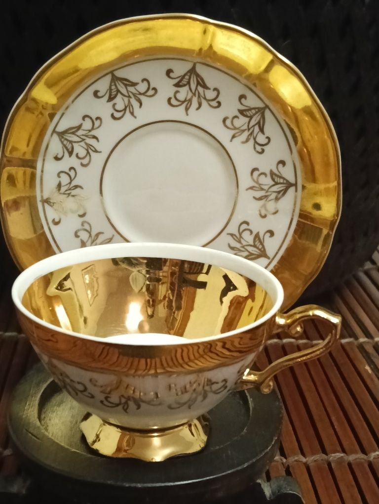 Bela chávena de café  porcelana de Coimbra anos 50