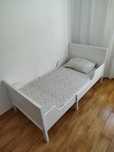 Cama extensível IKEA com colchão – branca