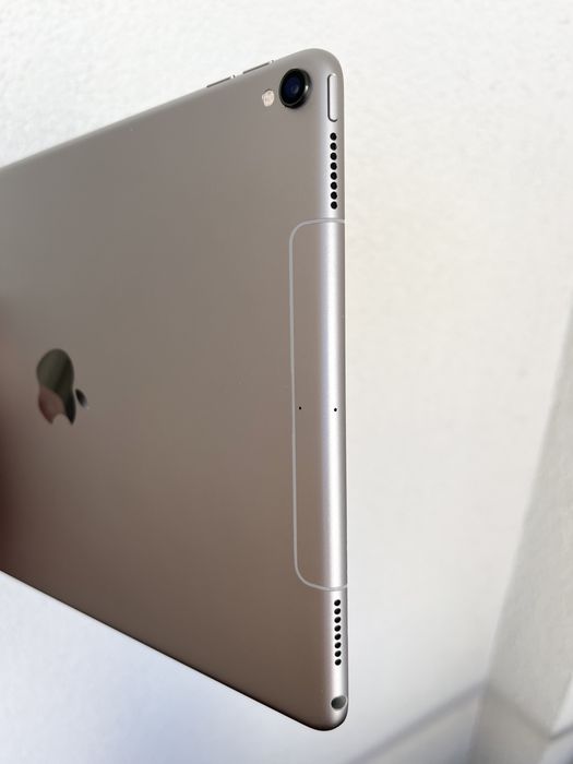 Apple iPad Pro 10.5 256GB WiFi/LTE АКБ 100%
