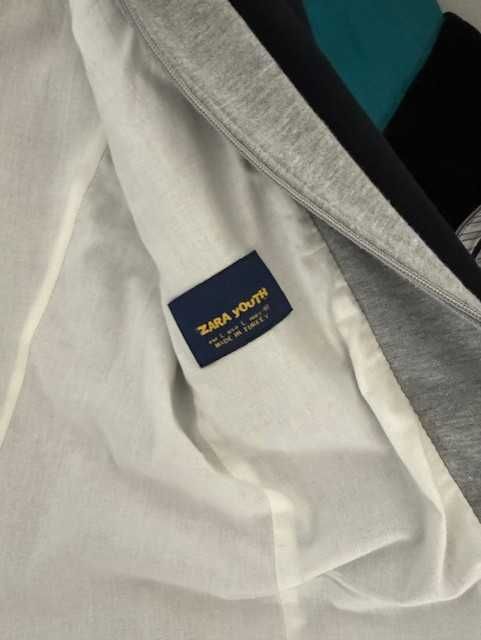 Casaco Zara com capuz