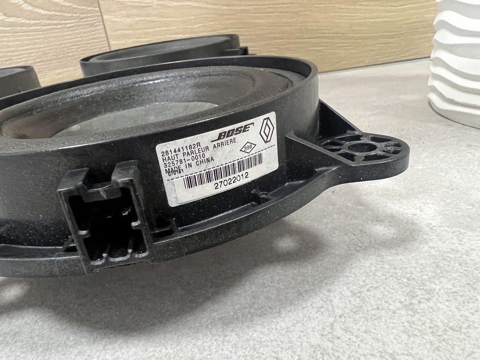 Акустика Bose динамики  комплект Bose Renault Scenic 3 Megane 3