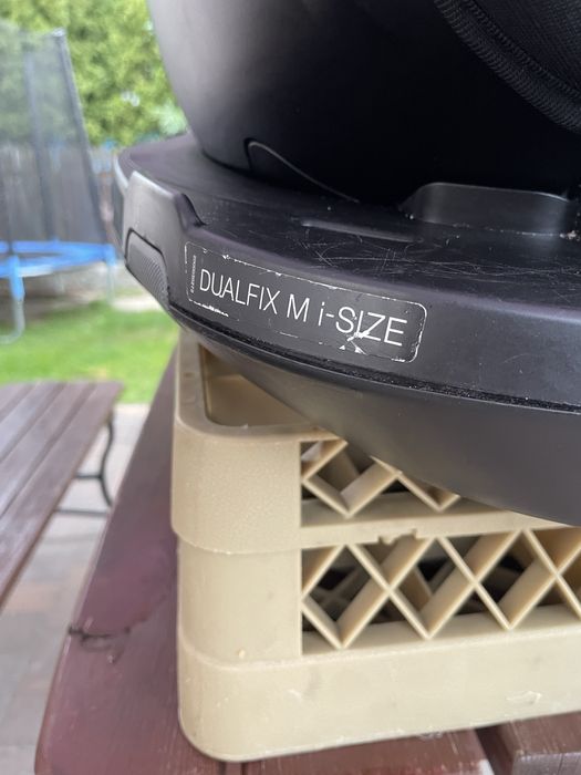 Fotelik samochdowy  Britax Romer Dualfix M i- Size | ISOFIX