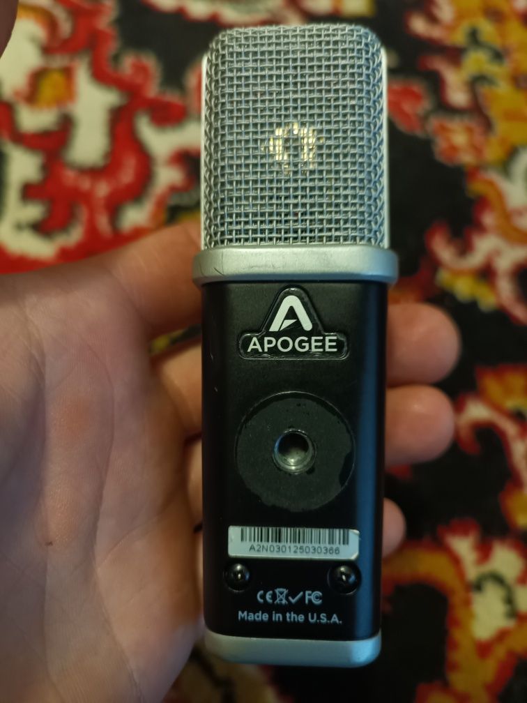 Мікрофон apogee в комплекті сам мікрофон