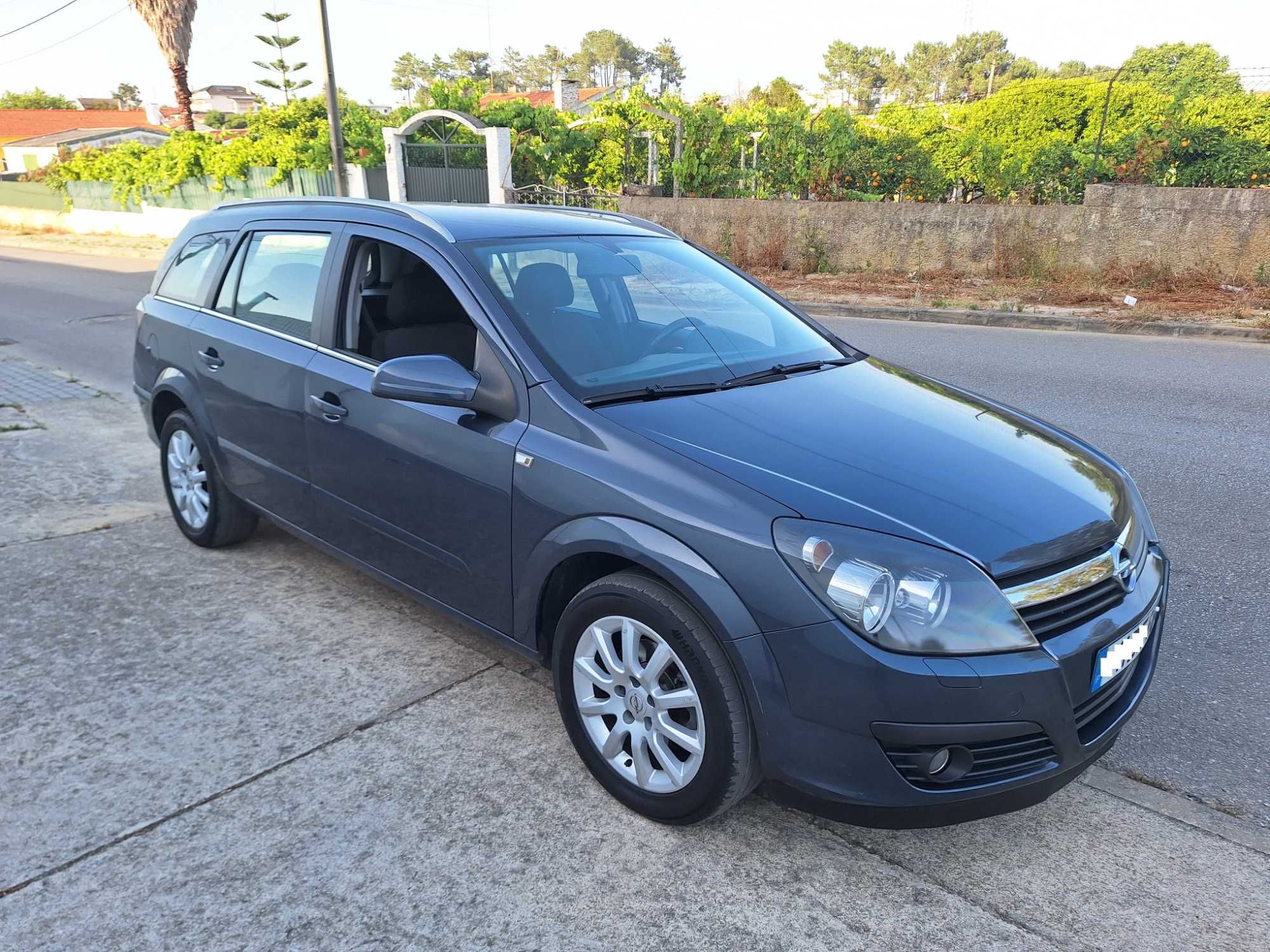 Opel Astra Station Wagon 1.3 CDTi ecoFLEX - 02/2006 - Muito ECONÓMICA