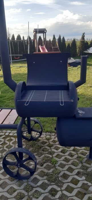 grill metalowy ogrodowy
