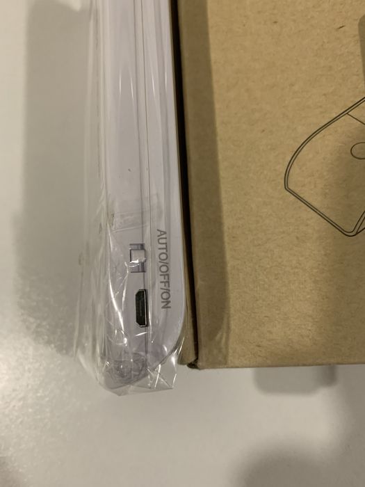 Omeril з датчиком руху,вмонтований акумулятор заряджається від mic usb