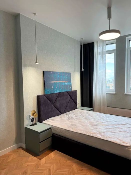 2к 60м2  Берестейський прт Manhattan Victory V Smart Plaza