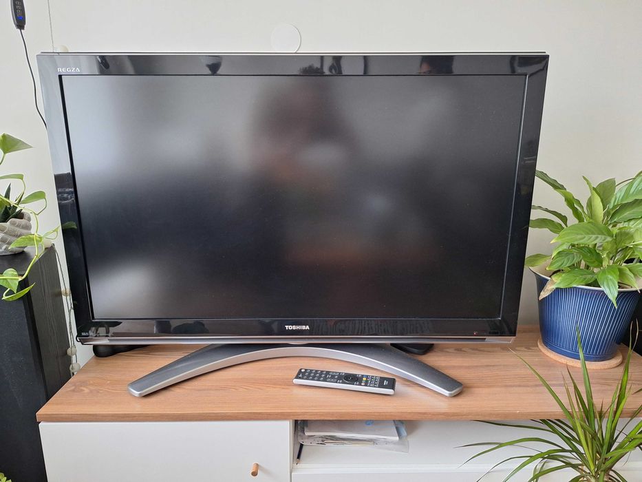 telewizor Toshiba REGZA '42