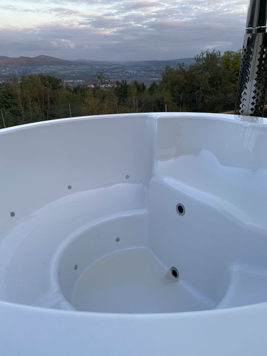 Gorąca Bania / Jacuzzi  wynajem transport do klienta!!!