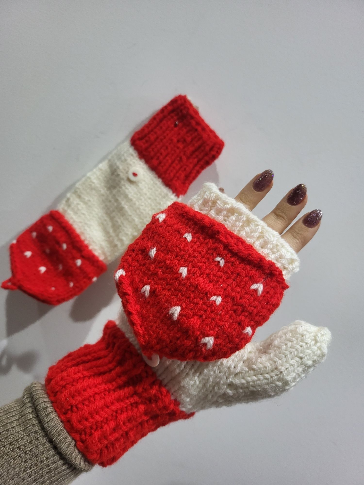 Nowe rękawiczki muchomorki handmade