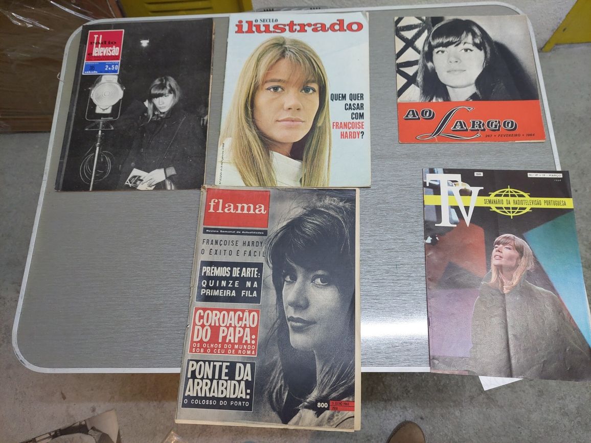 5 revistas  com francoise hardy na capa