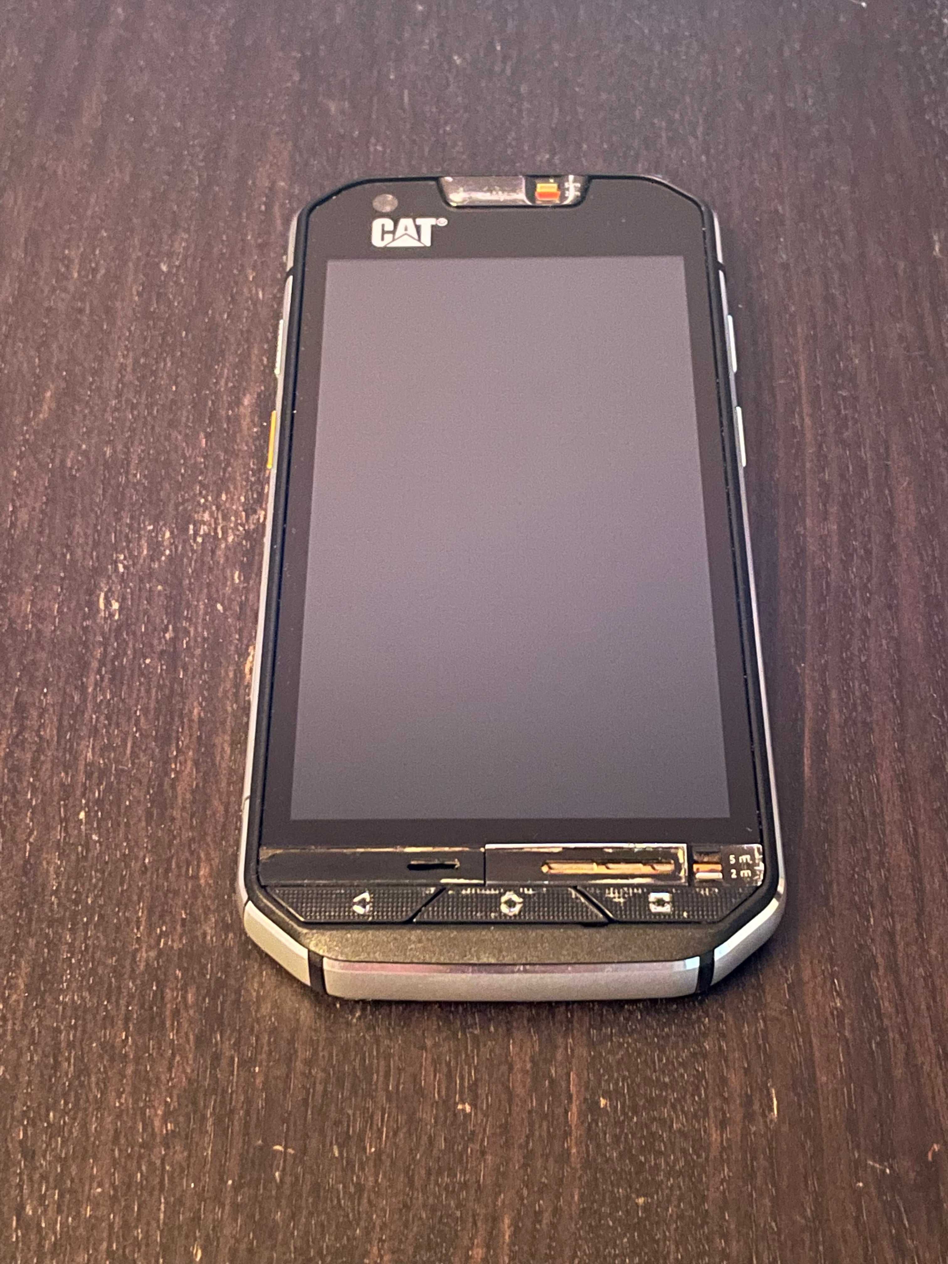 CAT S60 3/32GB LTE - kamera termowizyjna / termowizja