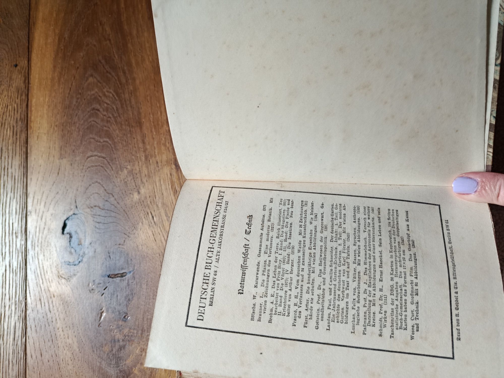 Книга немецкая 1927 г.изд.в хорошем состоянии