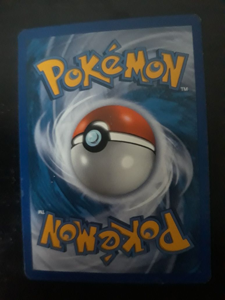 Vendo cartas Pokémon (1a edição, zapdos, promo)