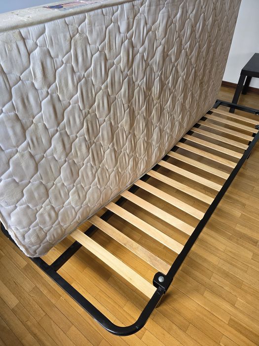Cama de solteiro