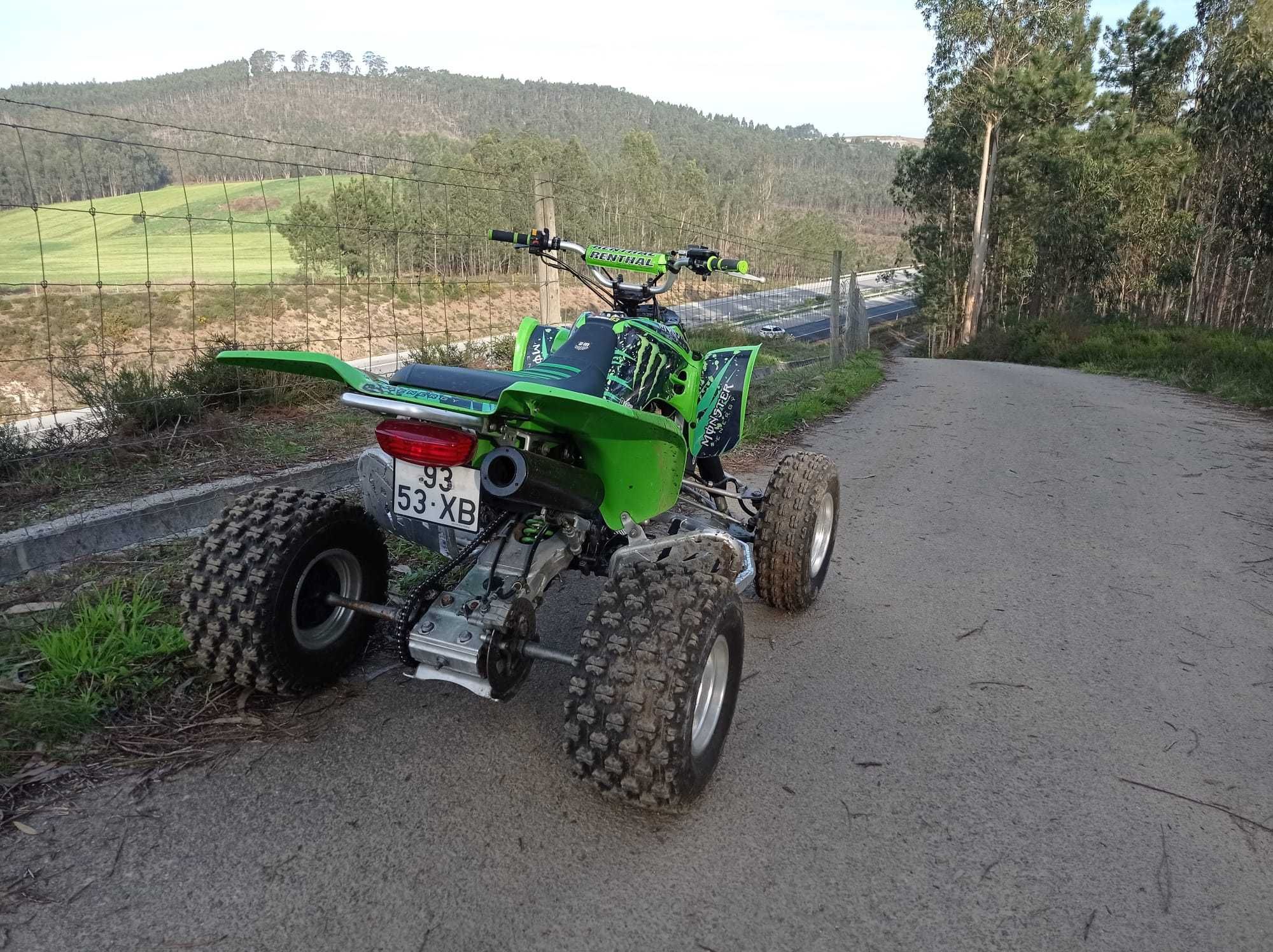 Moto 4 - Kawasaki KFX 400